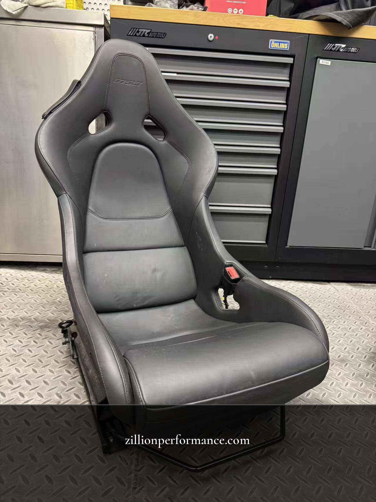 Mclaren 675LT 原廠碳纖運動座椅 <右手邊> - Mclaren 675LT General